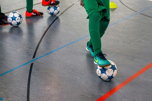 更是对中国 更是对中国